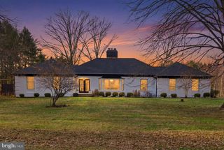 148 LAMBERTVILLE HOPEWELL RD, Hopewell, NJ 08525