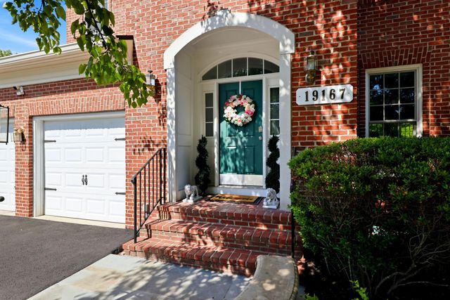 19167 CHARTIER DR, Leesburg, VA 20176