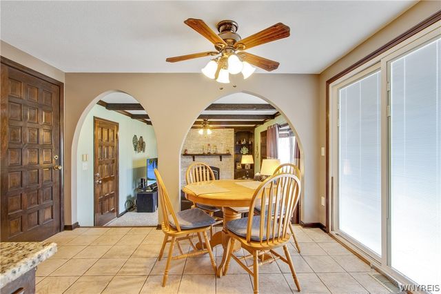 306 Sagewood, Amherst, NY 14221