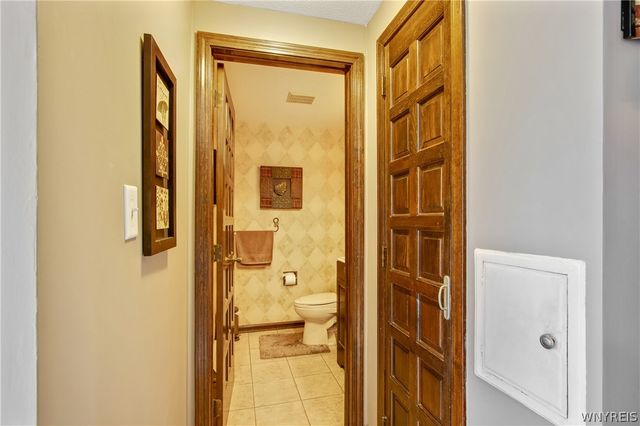 306 Sagewood, Amherst, NY 14221