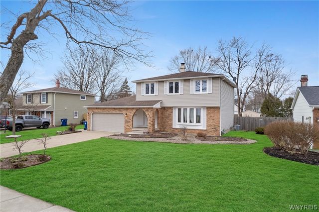 306 Sagewood, Amherst, NY 14221