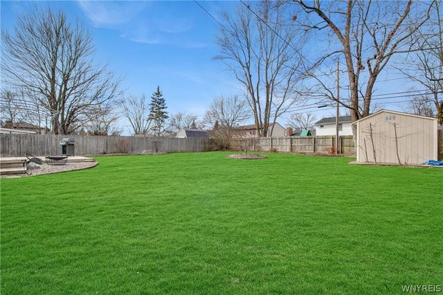 306 Sagewood, Amherst, NY 14221