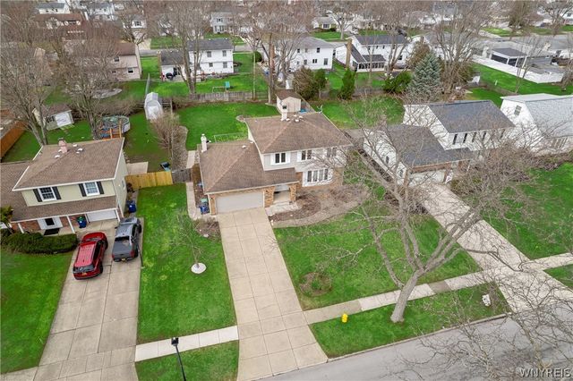 306 Sagewood, Amherst, NY 14221