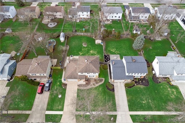 306 Sagewood, Amherst, NY 14221