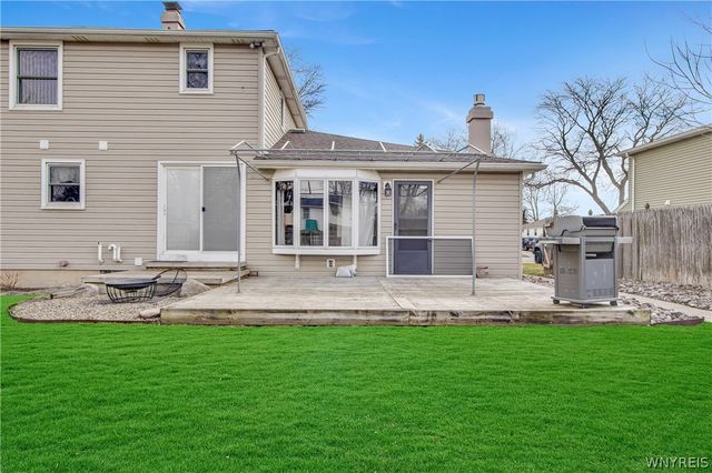 306 Sagewood, Amherst, NY 14221