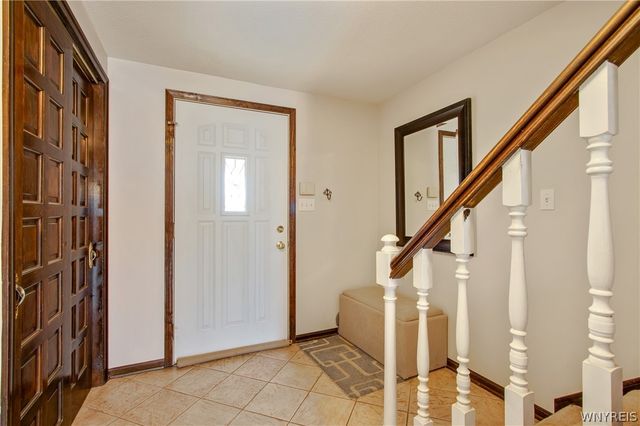 306 Sagewood, Amherst, NY 14221