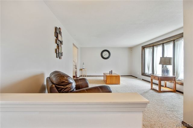 306 Sagewood, Amherst, NY 14221