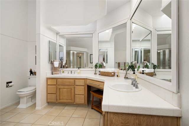 77 Laredo Lane, Palm Desert, CA 92211