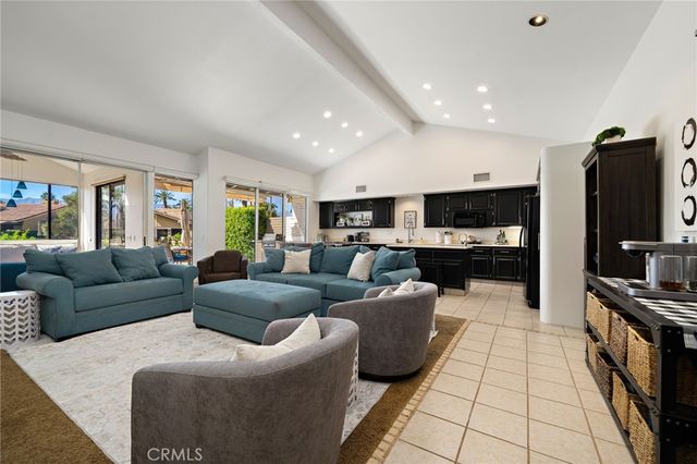 77 Laredo Lane, Palm Desert, CA 92211