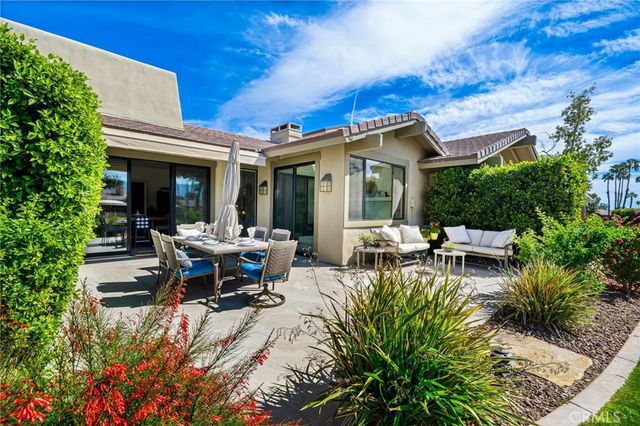 77 Laredo Lane, Palm Desert, CA 92211