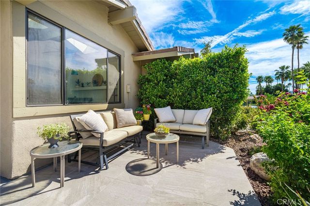 77 Laredo Lane, Palm Desert, CA 92211