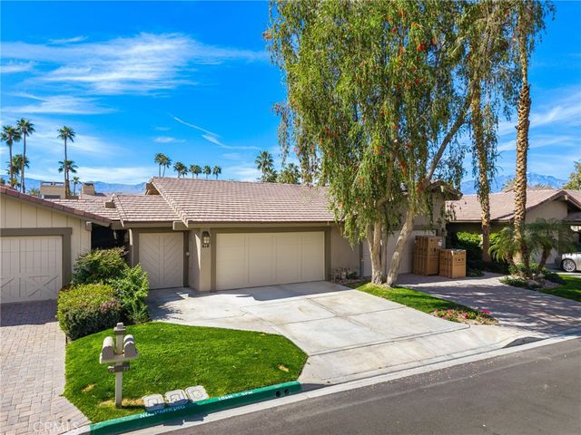 77 Laredo Lane, Palm Desert, CA 92211
