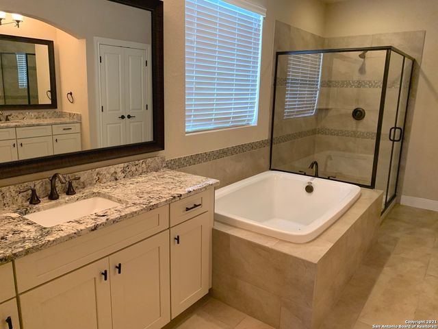 11202 Vance Jackson Rd Unit 2, San Antonio, TX 78230