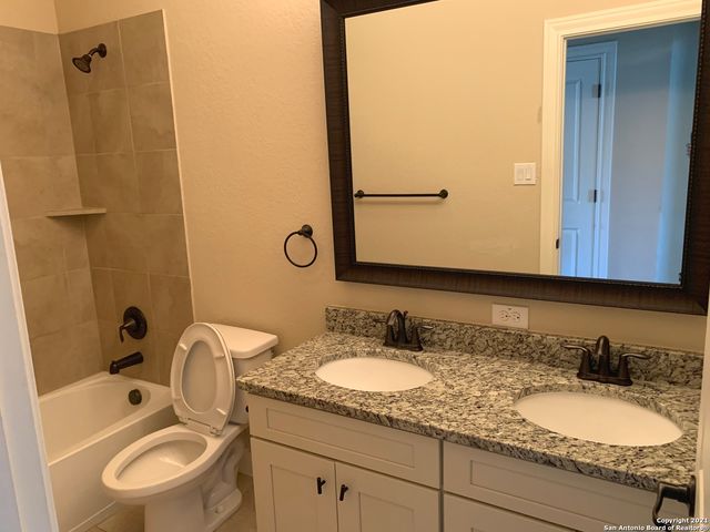 11202 Vance Jackson Rd Unit 2, San Antonio, TX 78230