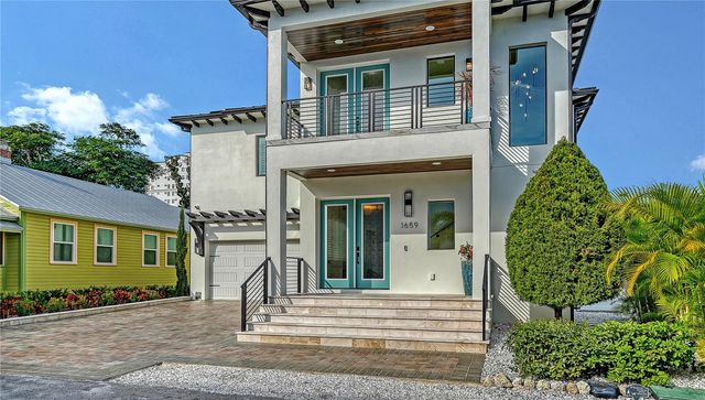 1659 DEVONSHIRE LANE, Sarasota, FL 34236