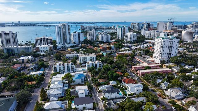 1659 DEVONSHIRE LANE, Sarasota, FL 34236