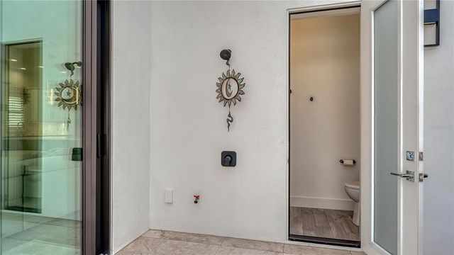 1659 DEVONSHIRE LANE, Sarasota, FL 34236