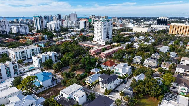 1659 DEVONSHIRE LANE, Sarasota, FL 34236