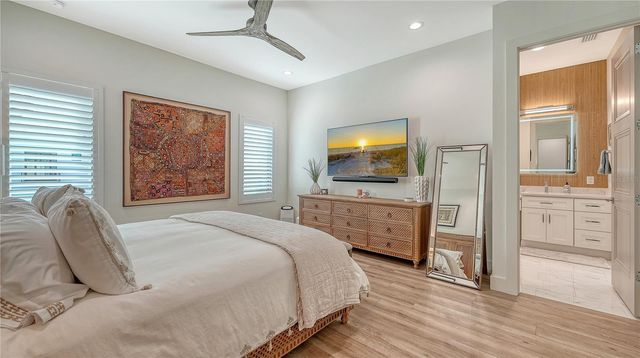 1659 DEVONSHIRE LANE, Sarasota, FL 34236