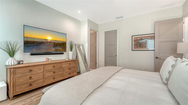 1659 DEVONSHIRE LANE, Sarasota, FL 34236