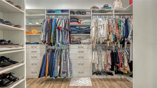 1659 DEVONSHIRE LANE, Sarasota, FL 34236