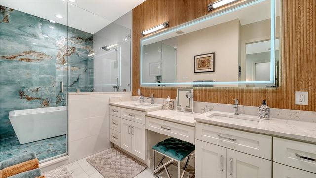 1659 DEVONSHIRE LANE, Sarasota, FL 34236