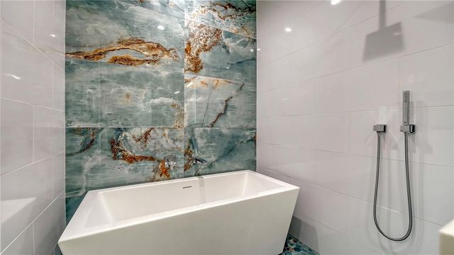 1659 DEVONSHIRE LANE, Sarasota, FL 34236