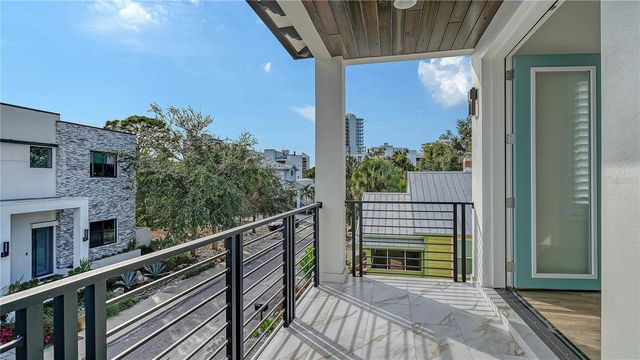 1659 DEVONSHIRE LANE, Sarasota, FL 34236