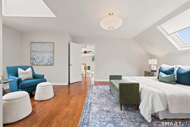 425 Schoolside Lane, Guilford, CT 06437