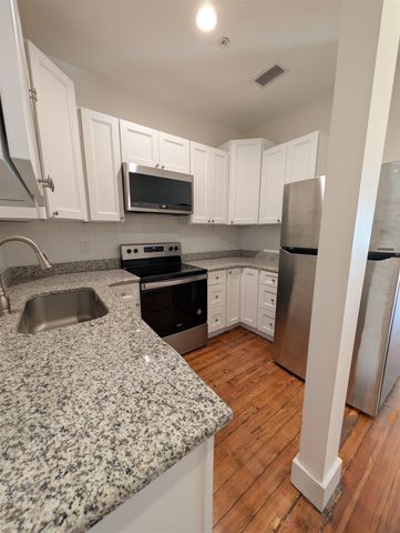 11 Aviles Street 2C, St Augustine, FL 32084