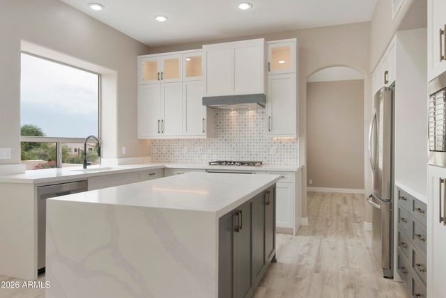 29771 N 67TH Street, Scottsdale, AZ 85266