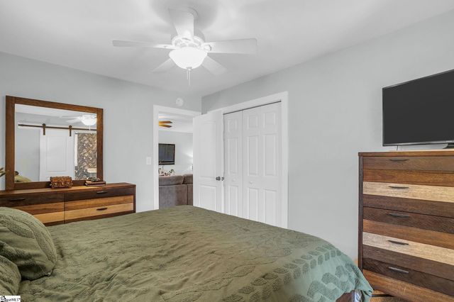 126 Abbotsford Drive, Simpsonville, SC 29681