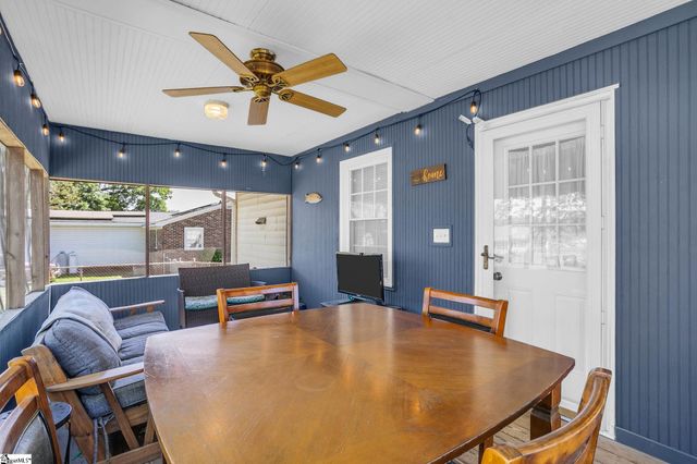 126 Abbotsford Drive, Simpsonville, SC 29681