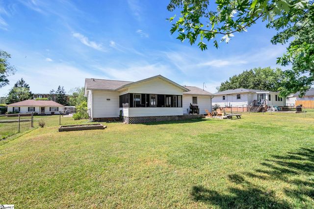 126 Abbotsford Drive, Simpsonville, SC 29681
