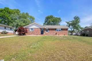 126 Abbotsford Drive, Simpsonville, SC 29681