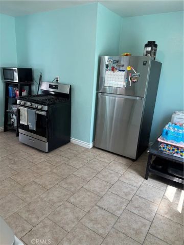 940 W Magnolia, Compton, CA 90220