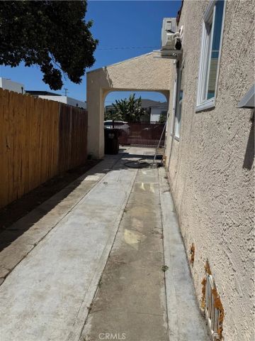 940 W Magnolia, Compton, CA 90220