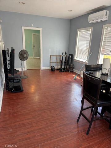 940 W Magnolia, Compton, CA 90220