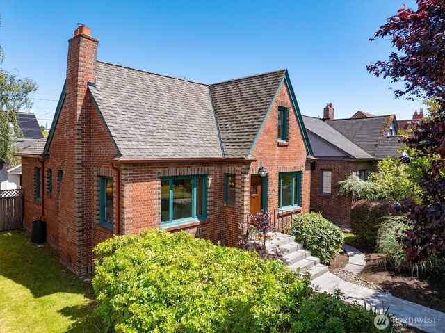 7754 Jones Avenue NW, Seattle, WA 98117