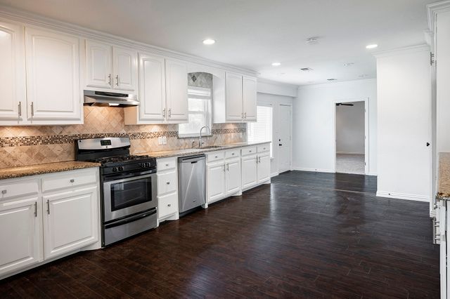 3950 Hawick Lane, Dallas, TX 75220