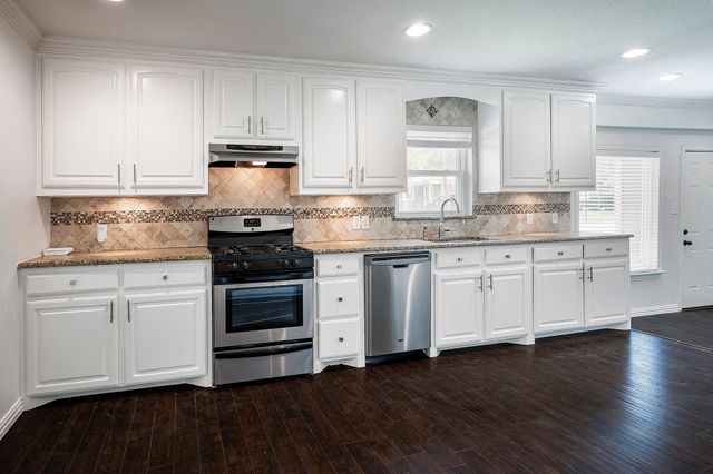 3950 Hawick Lane, Dallas, TX 75220