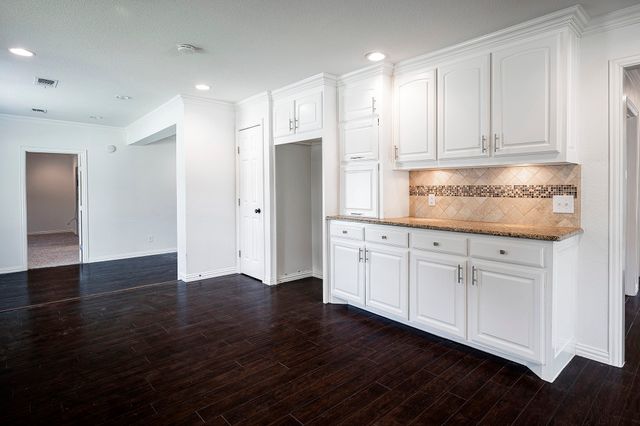 3950 Hawick Lane, Dallas, TX 75220