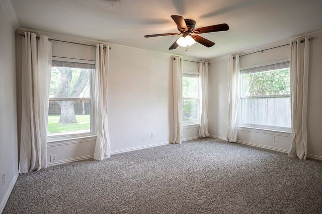 3950 Hawick Lane, Dallas, TX 75220
