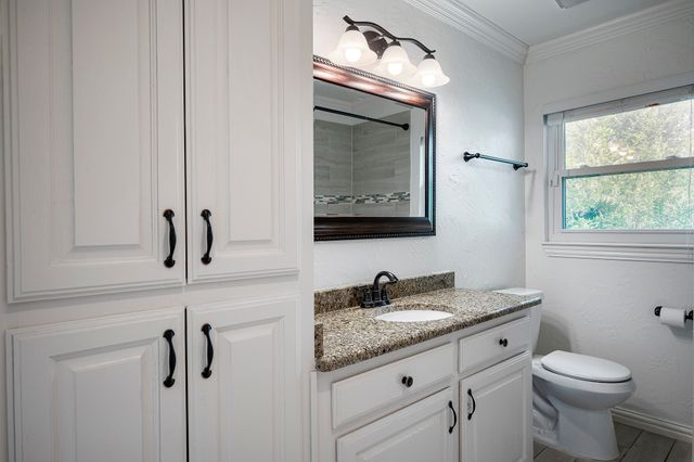 3950 Hawick Lane, Dallas, TX 75220