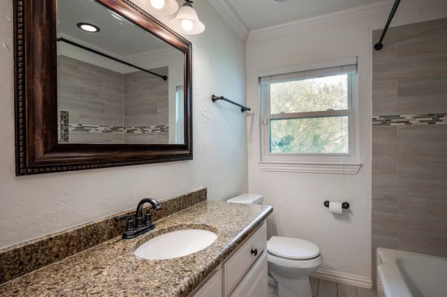 3950 Hawick Lane, Dallas, TX 75220