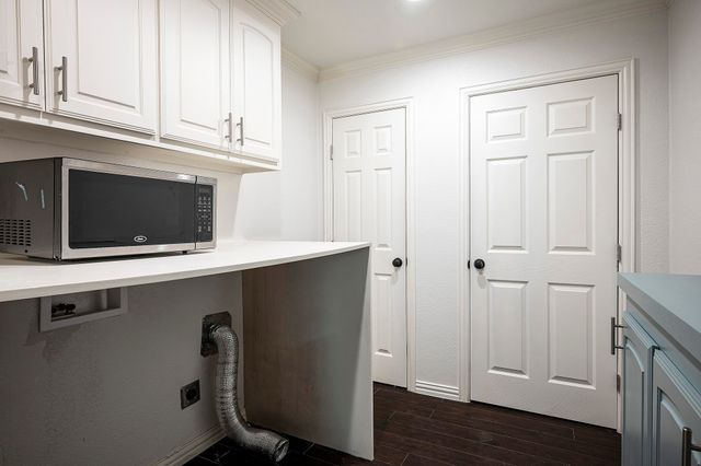 3950 Hawick Lane, Dallas, TX 75220