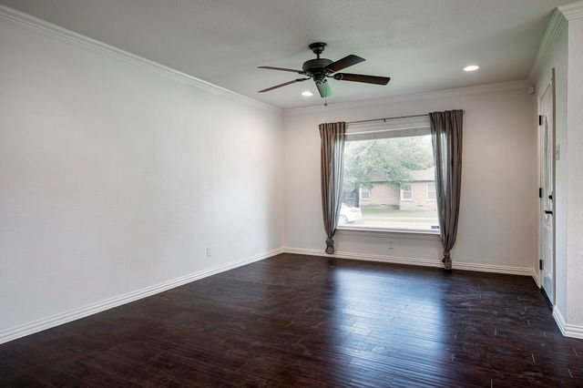 3950 Hawick Lane, Dallas, TX 75220