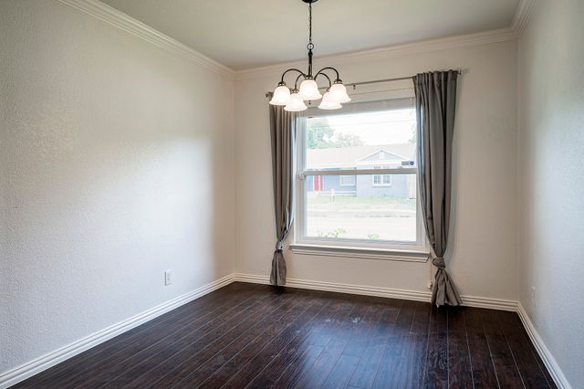 3950 Hawick Lane, Dallas, TX 75220