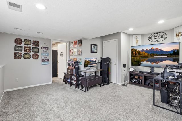 509 11th Street, Farmington, MN 55024