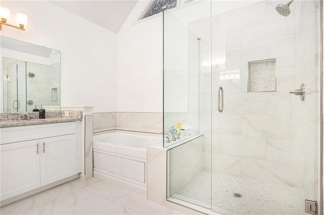 200 Ridge Bluff Lane, Suwanee, GA 30024